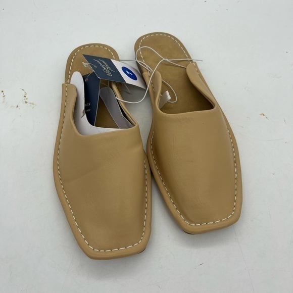 NWT Universal Thread Women’s Tan Nude Vegan Faux Leather Brandy Slip On Mules - Picture 3 of 6